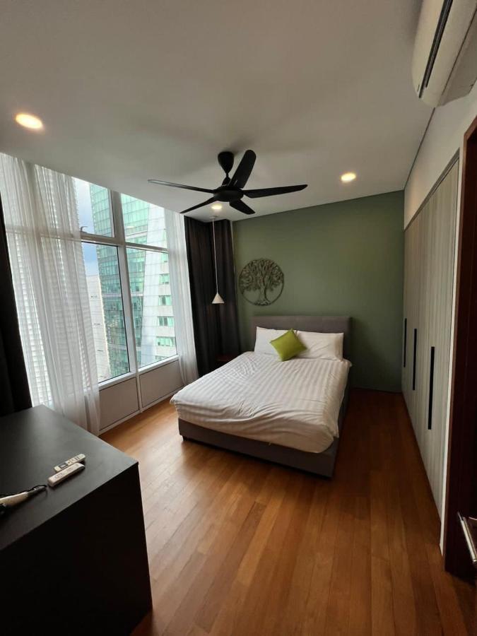 Klcc Sky Suites Куала-Лумпур Экстерьер фото